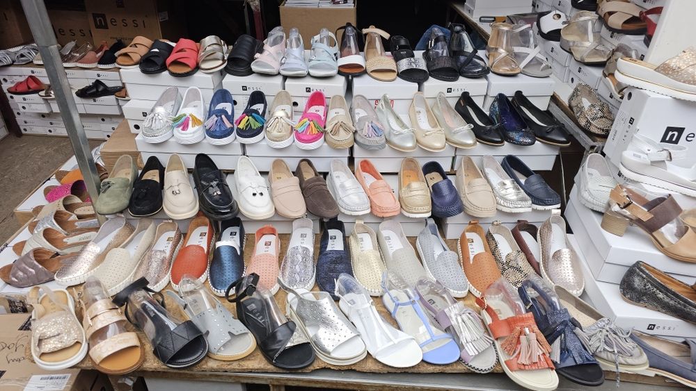 Mokasyny *Nessi*Skóra naturalna R.37-41