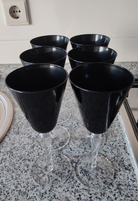 Vendo conjunto de 6 copos pretos