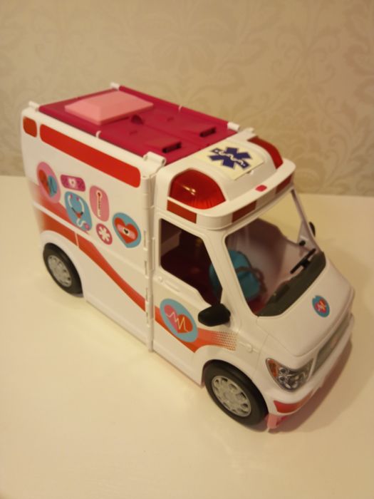 Barbie Karetka Mobilna Klinika