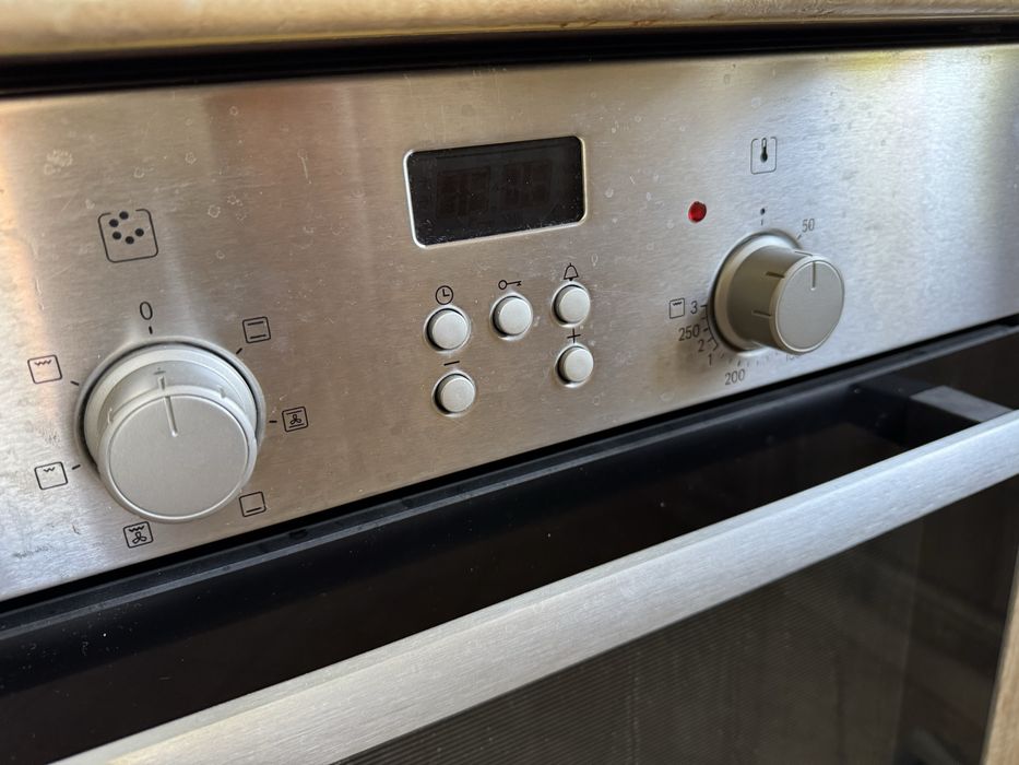 Комплект духовка + варильна поверхня (електрична)