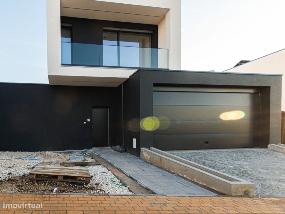 Moradia T4 em construção a poucos minutos de Coimbra!