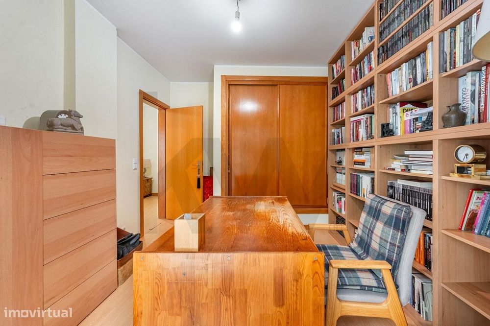Apartamento T2 Duplex com 137 m2 em Vila Nova da Telha, Maia — Lugar d