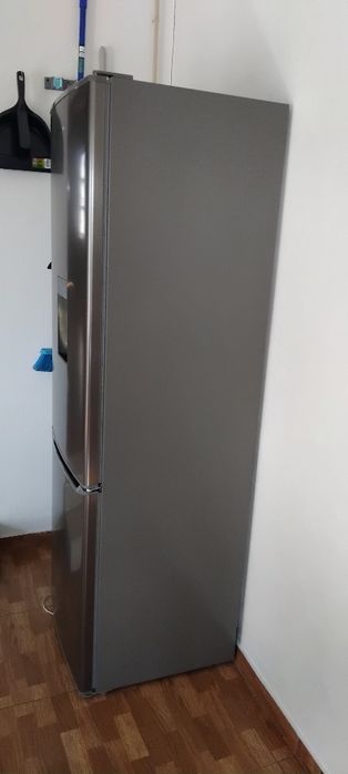 Frigorífico combinado,  máquina de lavar 8kilos