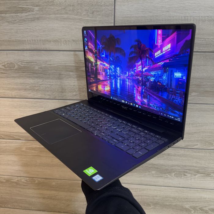 Ноутбук Dell 4k екран, Core i7, Nvidia 2Gb, Ssd 256Gb