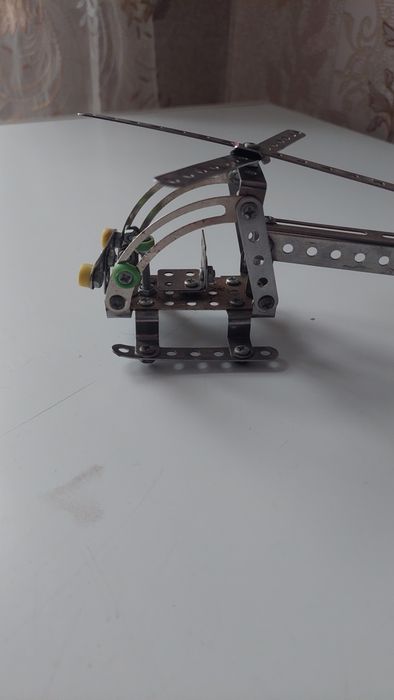 Металевий конструктор Yiduoing DIY + подарок