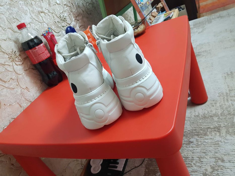 Кросівки зима 36р.