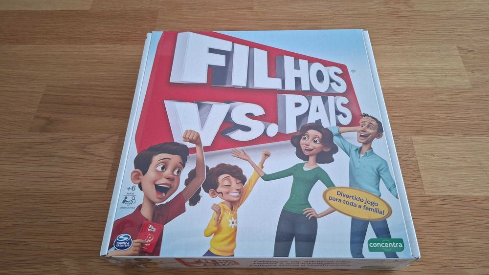 Jogo de Tabuleiro Filhos vs. Pais