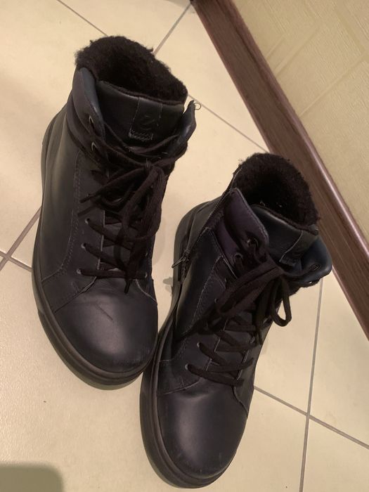 Продам ботинки Ecco