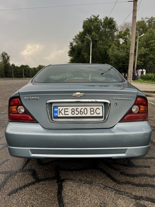 Chevrolet Evanda 2.0 2005 рік  кондиціонер працює