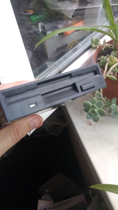 Привод дискет  mitsumi