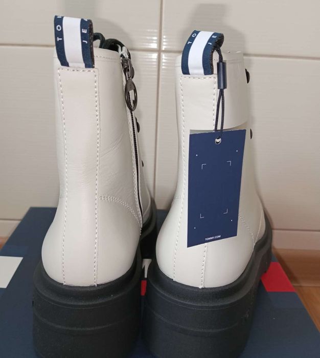 Tommy Jeans Botki sznurowane na platformie r. 38 – TJW Lace Up Boot