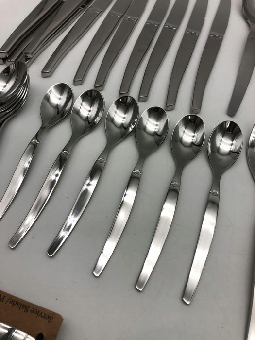 Zestaw sztućców Lou Laguiole Jet stal nierdzewna nowoczesny design