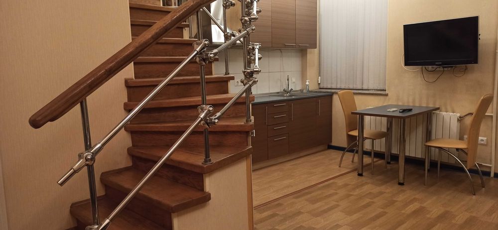 Здам дворівневу квартиру-студію біля метро Арсенальна, Печерськ