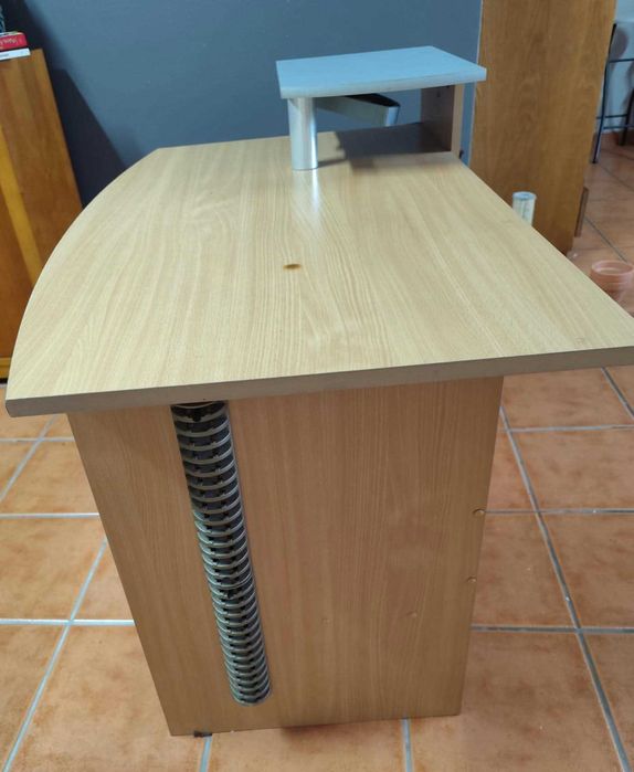Secretária de computador