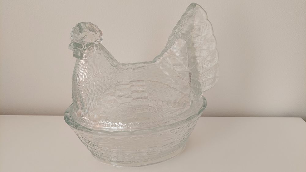 Duża kura bomboniera 21 cm bezbarwna transparentna Ząbkowice
