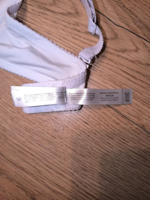 Biustonosz biały 85E