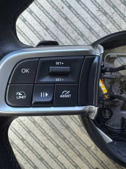 Fiat 600 kierownica skóra multifunkcja łopatki