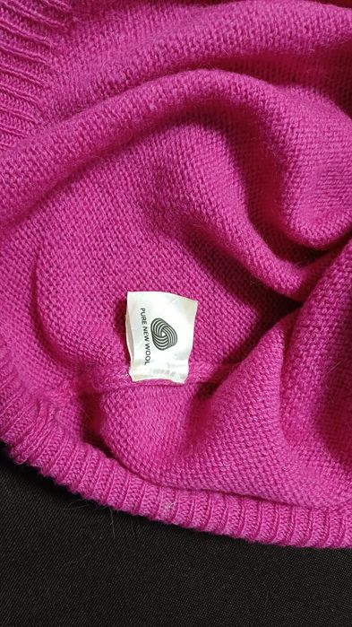 Светрик жіночий вовняний,свитер шерстяной.