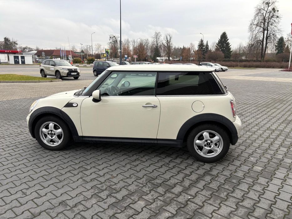 Samochód osobowy Mini one