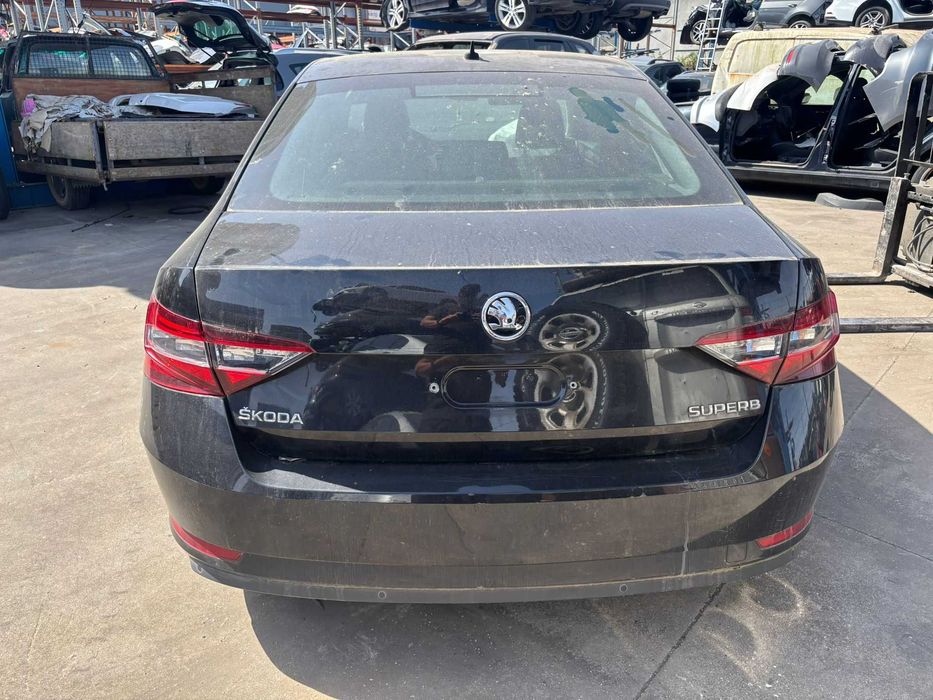 Peças Skoda Superb do ano 2018