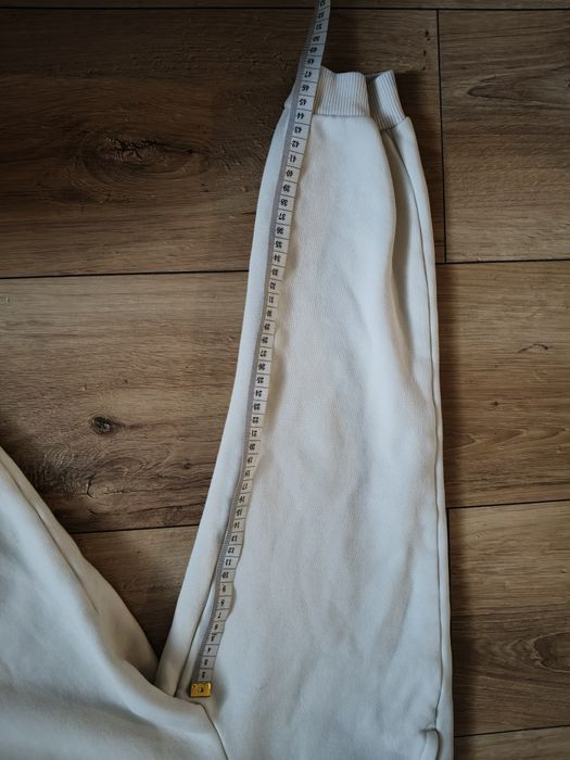 Spodnie dresowe ocieplane 116/122