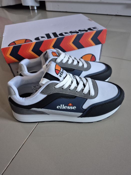 Nowe buty sportowe Ellesse 40 rorano runner szare granatowe białe snea