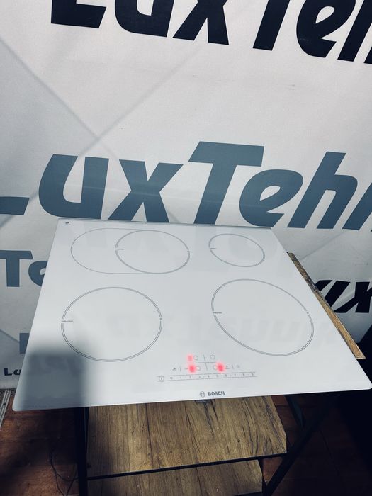 Варильна поверхня , індукційна Bosch (60см)