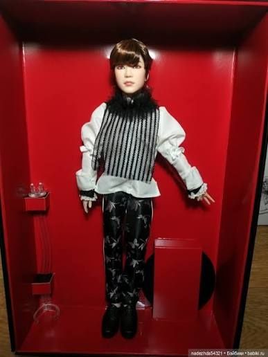 Ексклюзив! Колекційна лялька BTS Suga Prestige від Mattel