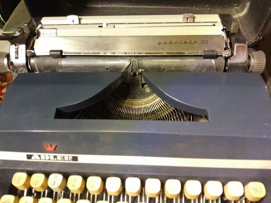 Antiga máquina de escrever