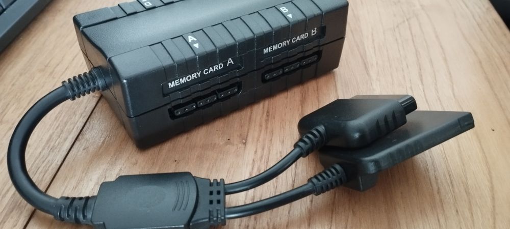 Multitap Multilink Multiplayer PS2 PlayStation 2 Logic3