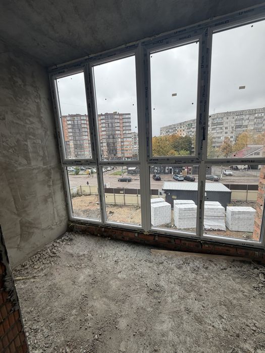 2 кімнатна квартира | 65 м.кв | після будівельників | переуступка