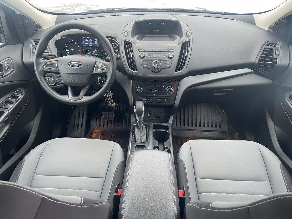 Продам авто Форд Ескейп