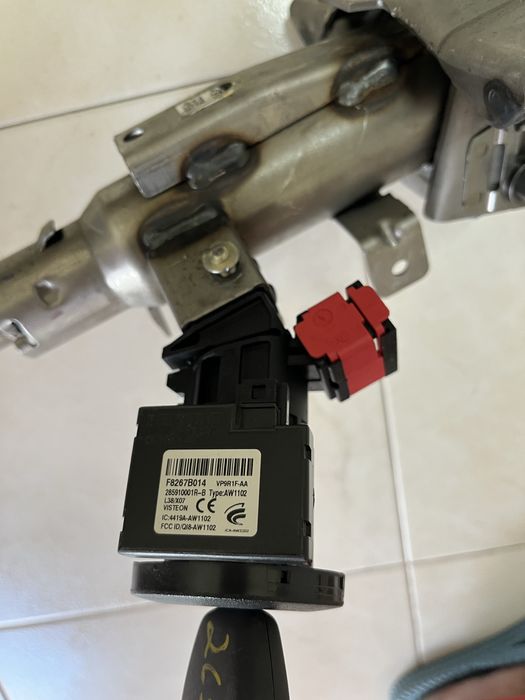 Coluna de Direção Centralina da Caixa de Direção e Canhao de Ignição