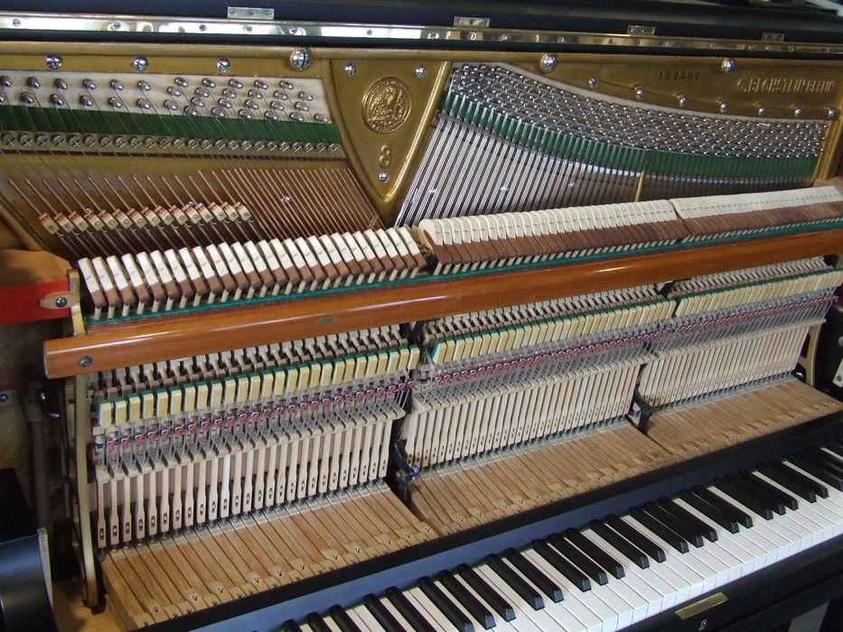 Pianino C. Bechstein mod 8 po renowacji, czarny półmat