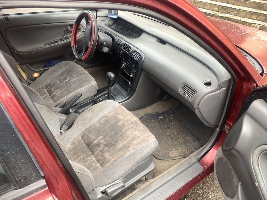 Продам mazda 626