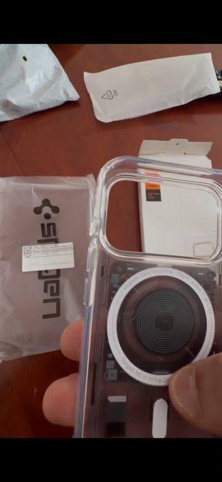 Capa spigen nova iphone 17 pro476861412357580801