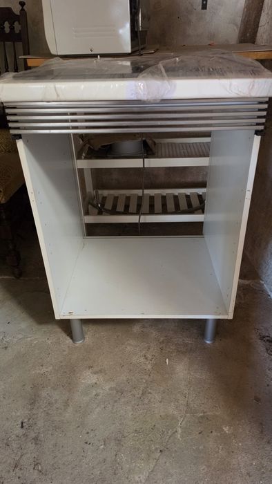 Placa fogão Zanussi a gas, com base e móvel de encastrar