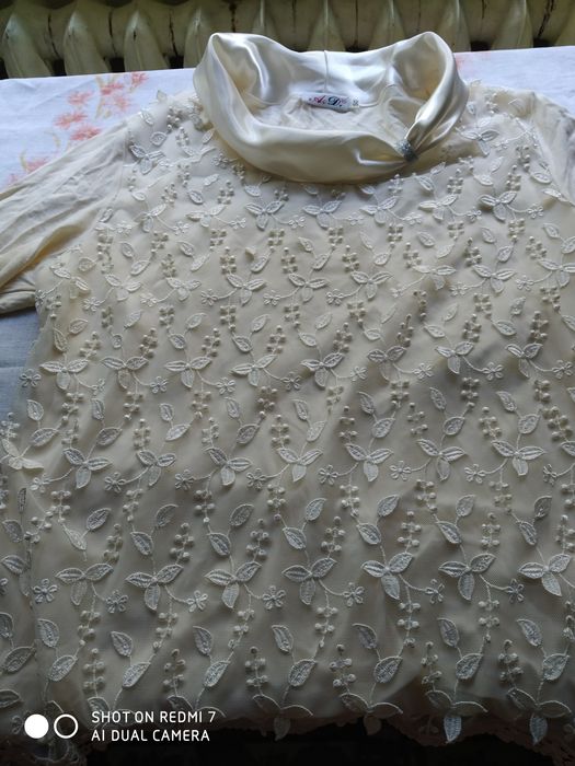 Bluzka biała damska