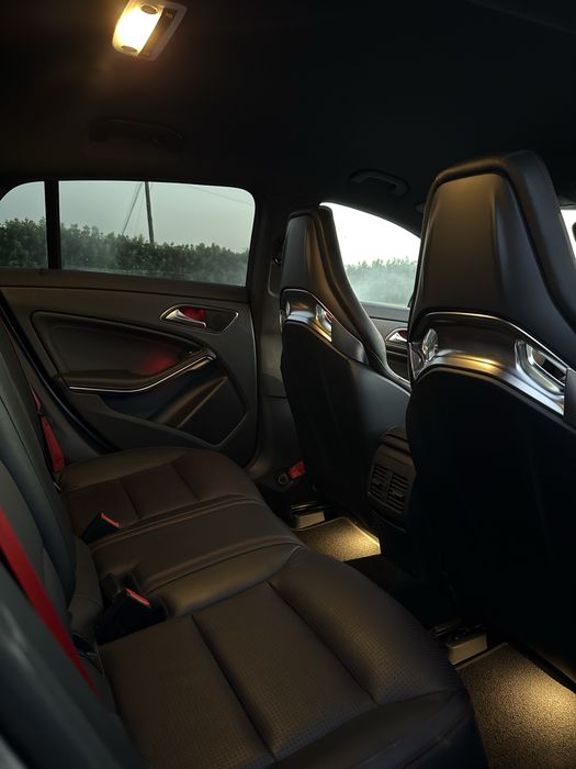 Mercedes CLA 45 AMG 4Matic Shooting brake