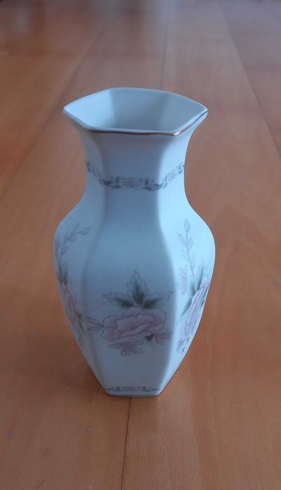 Peça Decorativa com flores