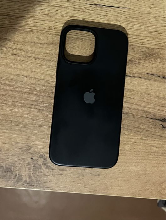 Чехлы на iphone 13 pro max