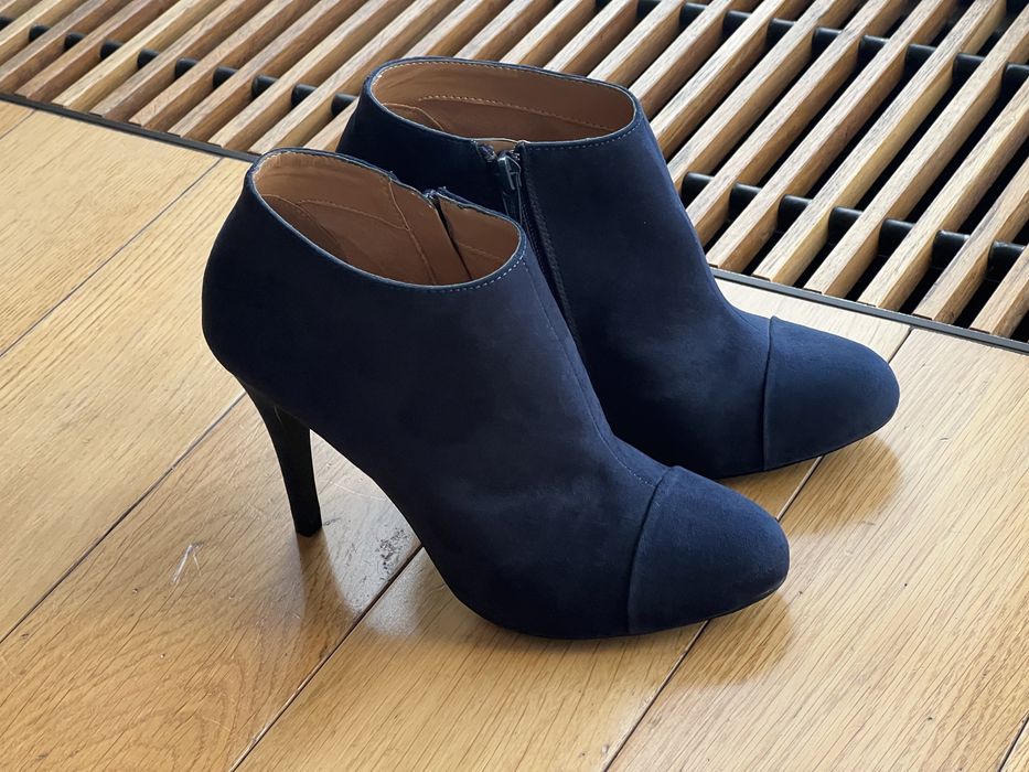 Granatowe buty damskie rozm. 37,5