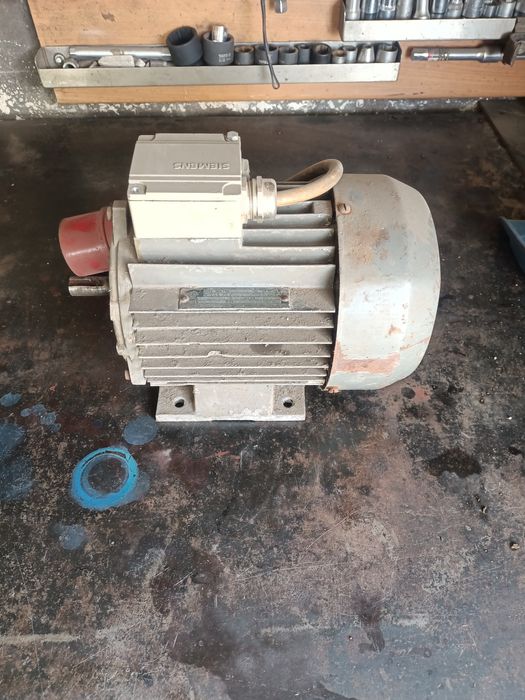 Silnik elektryczny 0.8kw