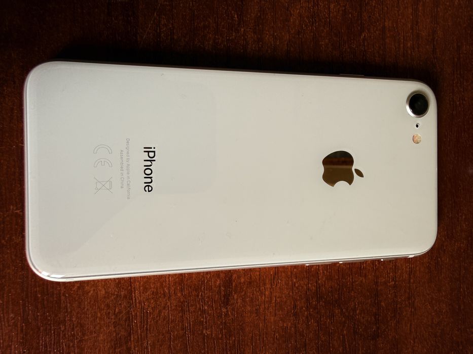 iPhone 8 новый (без мат. платы)