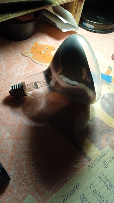 Продам лампу накаливания 150 Вт образца СССР