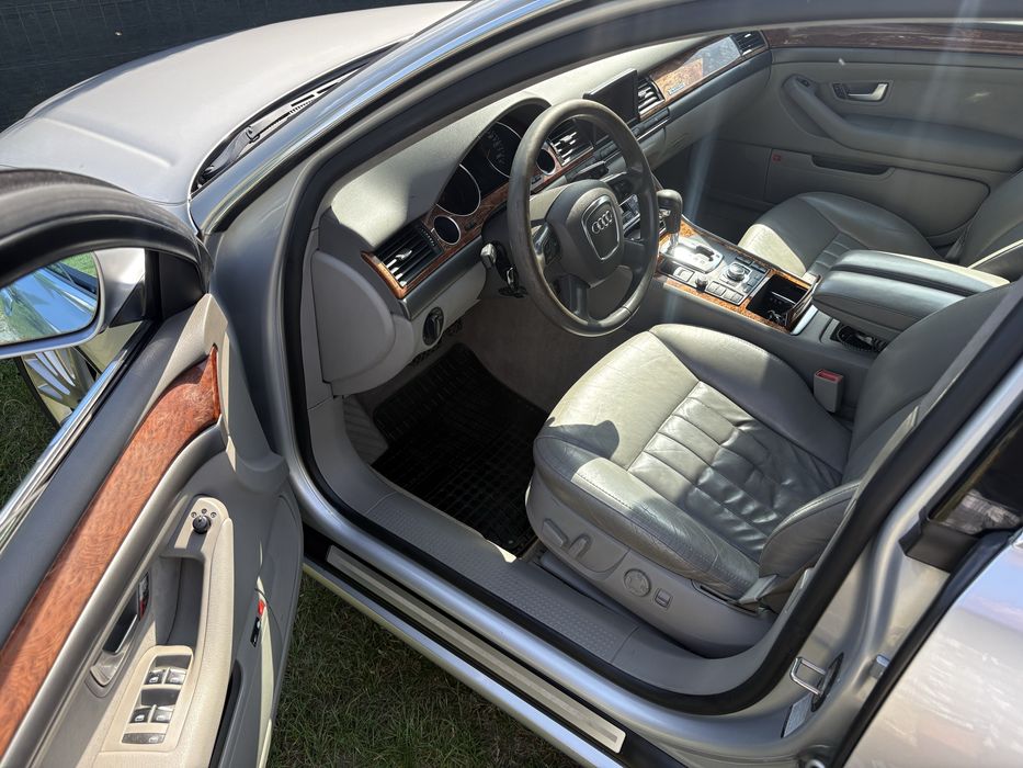 Audi A8 4.2 MPI Quattro
