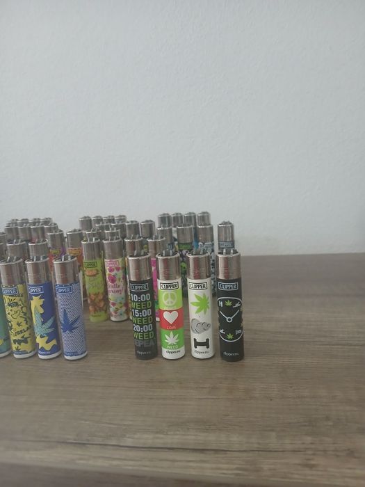 90 isqueiros Clipper colecção