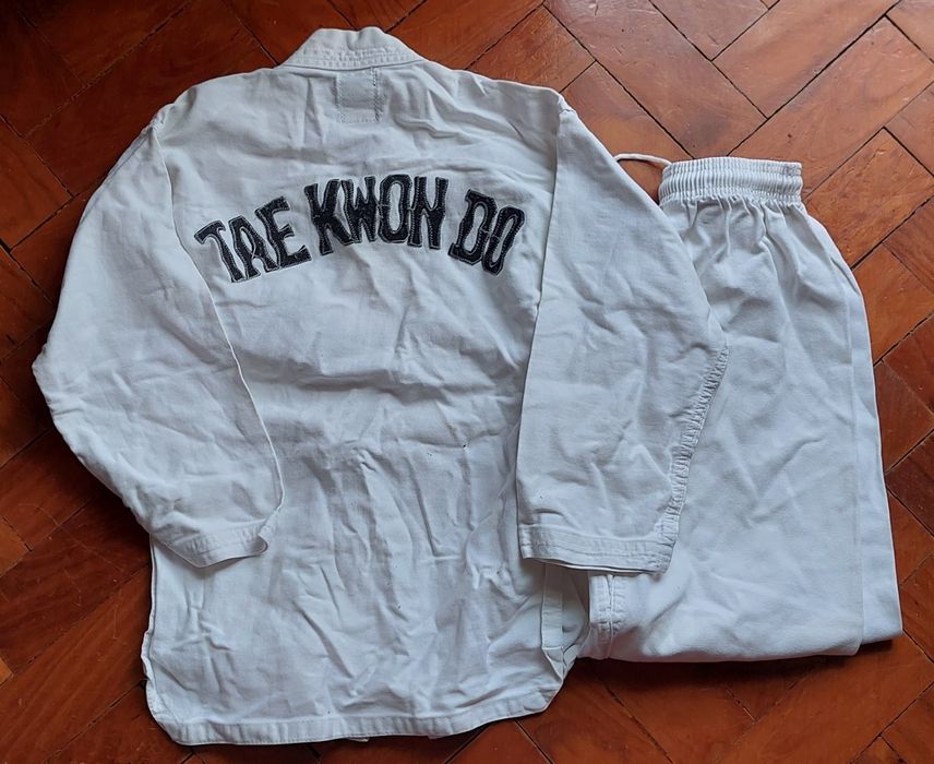 Fato de Taekwondo tamanho 4/6 anos. Bom estado.


Entrega em Vila Fran