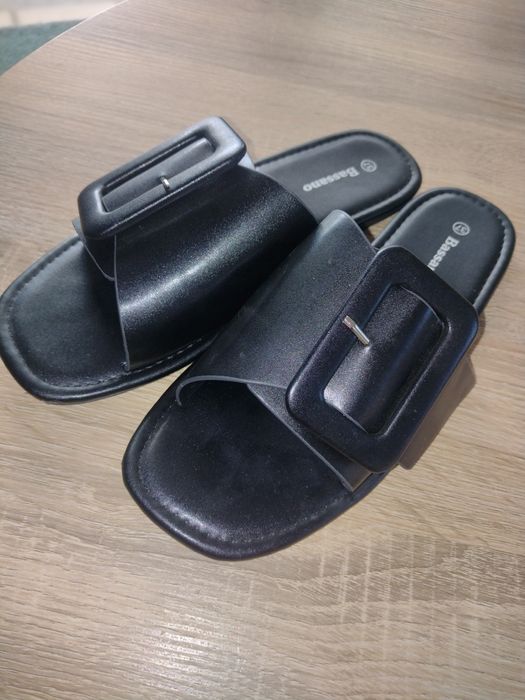 Nowe buty klapki r37 czarne lato