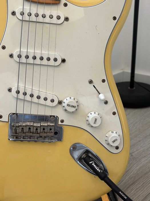 Guitarra elétrica Fender Player Stratocaster SSS
